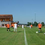 Svačić (narandžasti) je u 1. kolu kupa pobijedio Mladost iz Banovaca s uvjerljivih 8:0