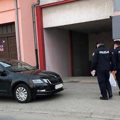 Nepropisno parkirano vozilo u Gupčevoj ulici u Slavonskom Brodu
